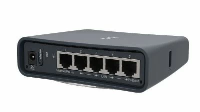 Точка доступа MikroTik hAP ac lite TC вид сзади